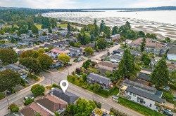 907 Maple Street  White Rock, BC V4B 4M4