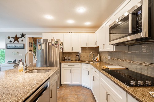 12432 20 Avenue, Surrey, BC 