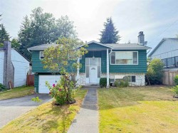 7851 114a Street  Delta, BC V4C 5L8