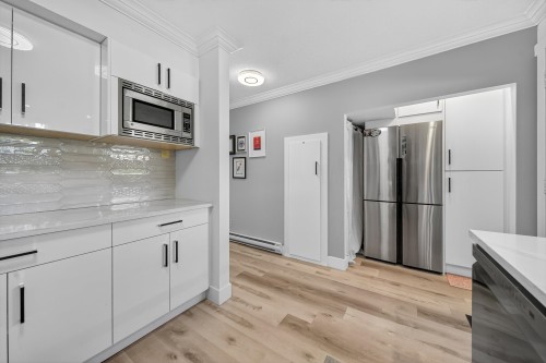 11-15971 Marine Drive, White Rock, BC 