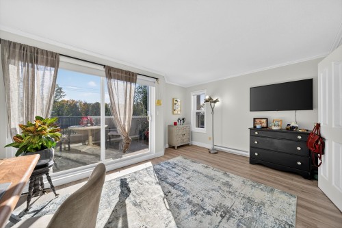 11-15971 Marine Drive, White Rock, BC 