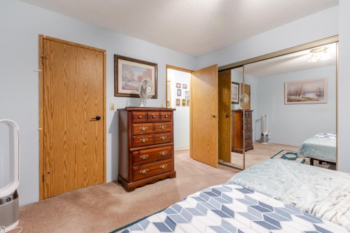 9820 156 Street, Surrey, BC 