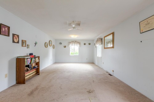 9820 156 Street, Surrey, BC 