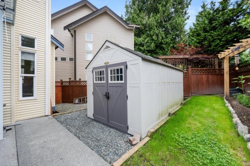 6085 165A Street, Surrey, BC 