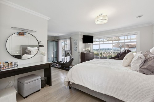 12182 101B Avenue, Surrey, BC 