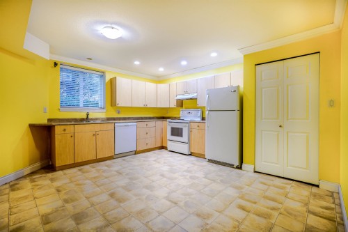 9346 216 Street, Langley, BC 