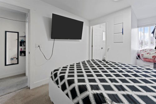 7675 125 Street, Surrey, BC 