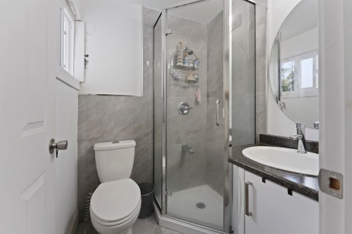 7675 125 Street, Surrey, BC 