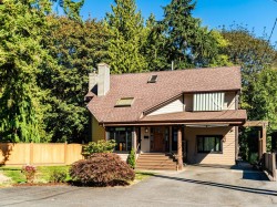 19823 40a Avenue  Langley, BC V3A 2Y3