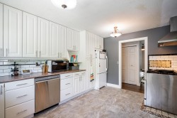 17223 61b Avenue  Surrey, BC V3S 5M7