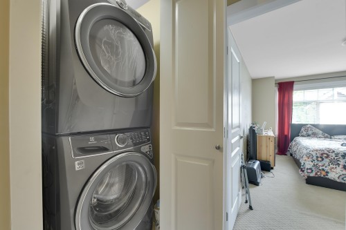 7-8676 158 Street, Surrey, BC 