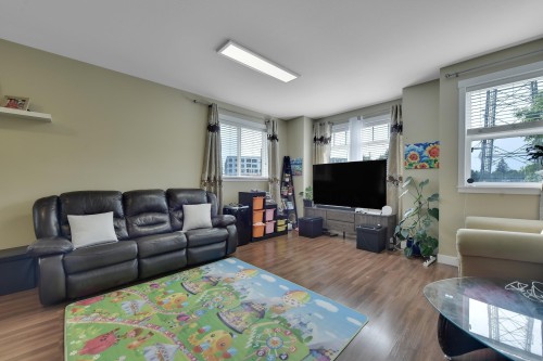 7-8676 158 Street, Surrey, BC 