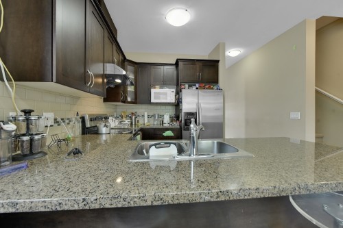 7-8676 158 Street, Surrey, BC 