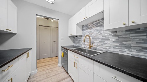 205-13530 Hilton Road, Surrey, BC 