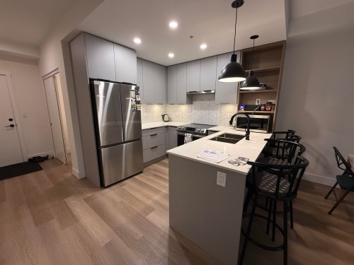 210-10778 138 Street, Surrey, BC 