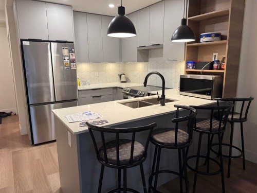 210-10778 138 Street, Surrey, BC 