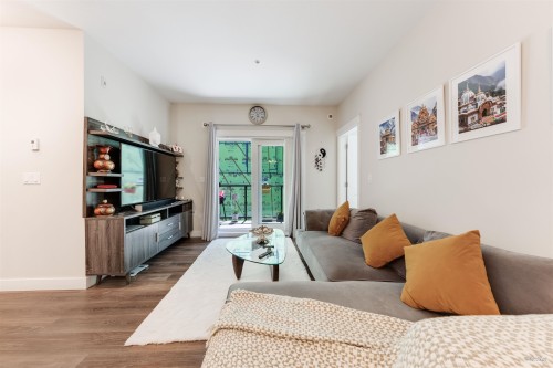 402-11077 Ravine Road, Surrey, BC 