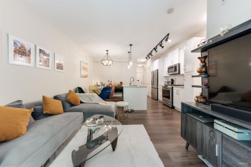 402-11077 Ravine Road, Surrey, BC 