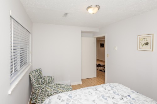 832 Stevens Street, White Rock, BC 