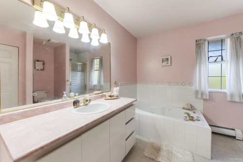 127-12163 68 Avenue, Surrey, BC 