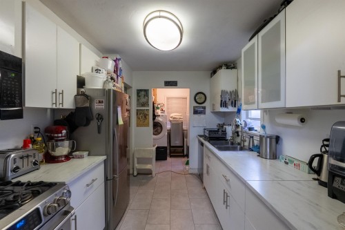 8037 160 Street, Surrey, BC 