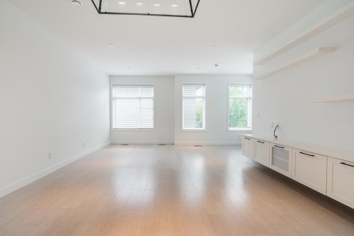 9-7127 193A Street, Surrey, BC 