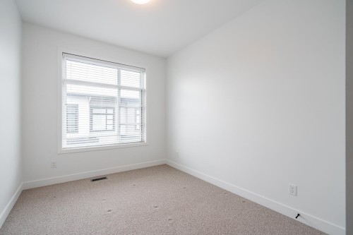 9-7127 193A Street, Surrey, BC 