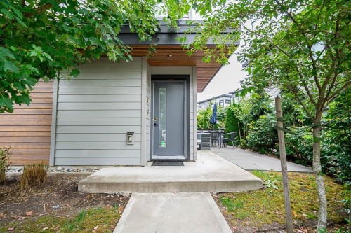 9-7127 193A Street, Surrey, BC 