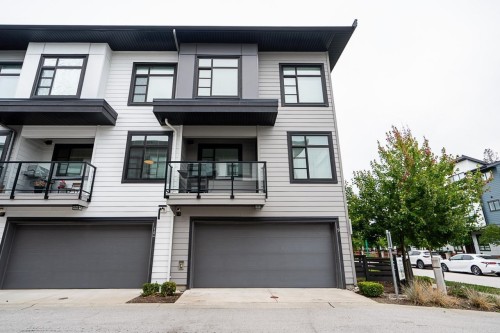 9-7127 193A Street, Surrey, BC 