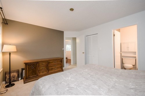 15026 98A Avenue, Surrey, BC 