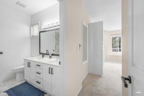 38-18707 65 Avenue, Surrey, BC 