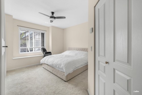 38-18707 65 Avenue, Surrey, BC 