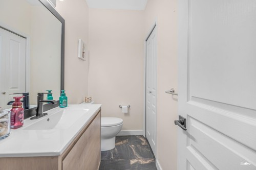 38-18707 65 Avenue, Surrey, BC 