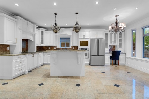 6290 129A Street, Surrey, BC 