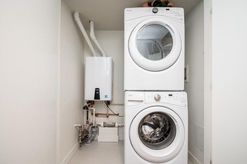 203-1150 Oxford Street, White Rock, BC 