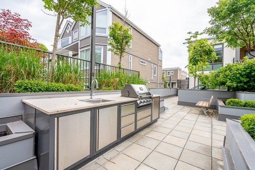 203-1150 Oxford Street, White Rock, BC 