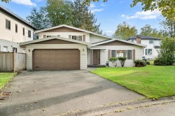 13318 Sutton Place  Surrey, BC V3V 6P8