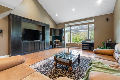 2-4615 232 Street, Langley, BC 