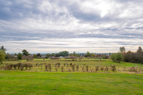 7256 Smith Crescent, Langley, BC 