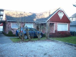 15297 17 Avenue  Surrey, BC V4A 1T8