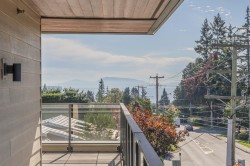 312-14022 North Bluff Road  White Rock, BC V4B 3C3