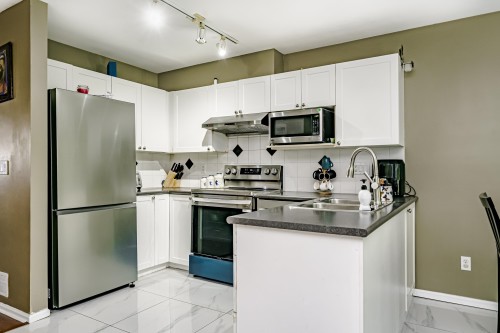 80-12110 75A Avenue, Surrey, BC 