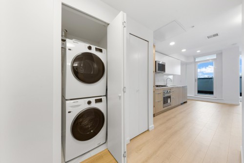 2106-10333 133 Street, Surrey, BC 