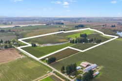 197 Clearbrook Road  Abbotsford, BC V2T 5X1