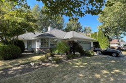 8459 142a Street  Surrey, BC V2W 0Z8