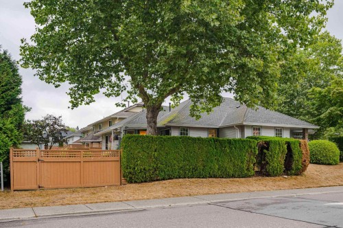 8459 142A Street, Surrey, BC 