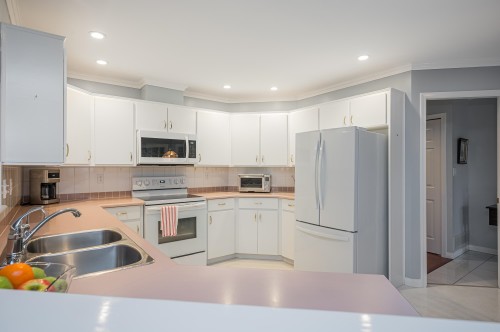 8459 142A Street, Surrey, BC 