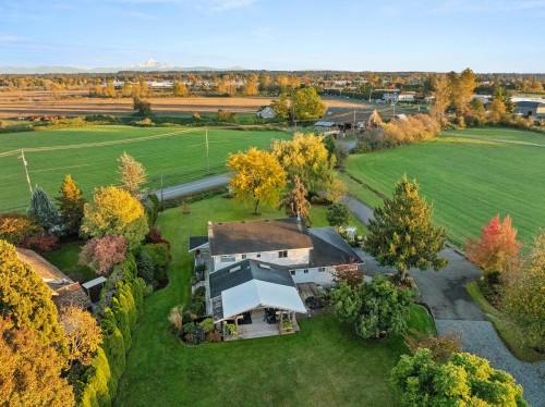 7463 216 Street, Langley, BC 