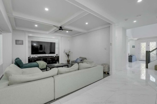 8232 144A Street, Surrey, BC 