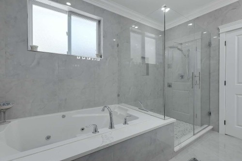 8232 144A Street, Surrey, BC 